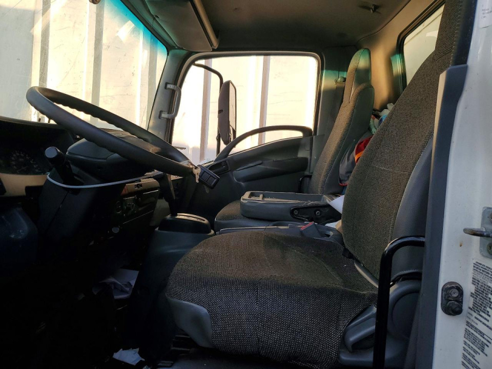 Isuzu NPR HD BOX TRUCK 2019 — Copart