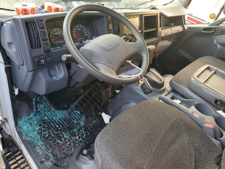 Isuzu NPR HD BOX TRUCK 2019 — Copart