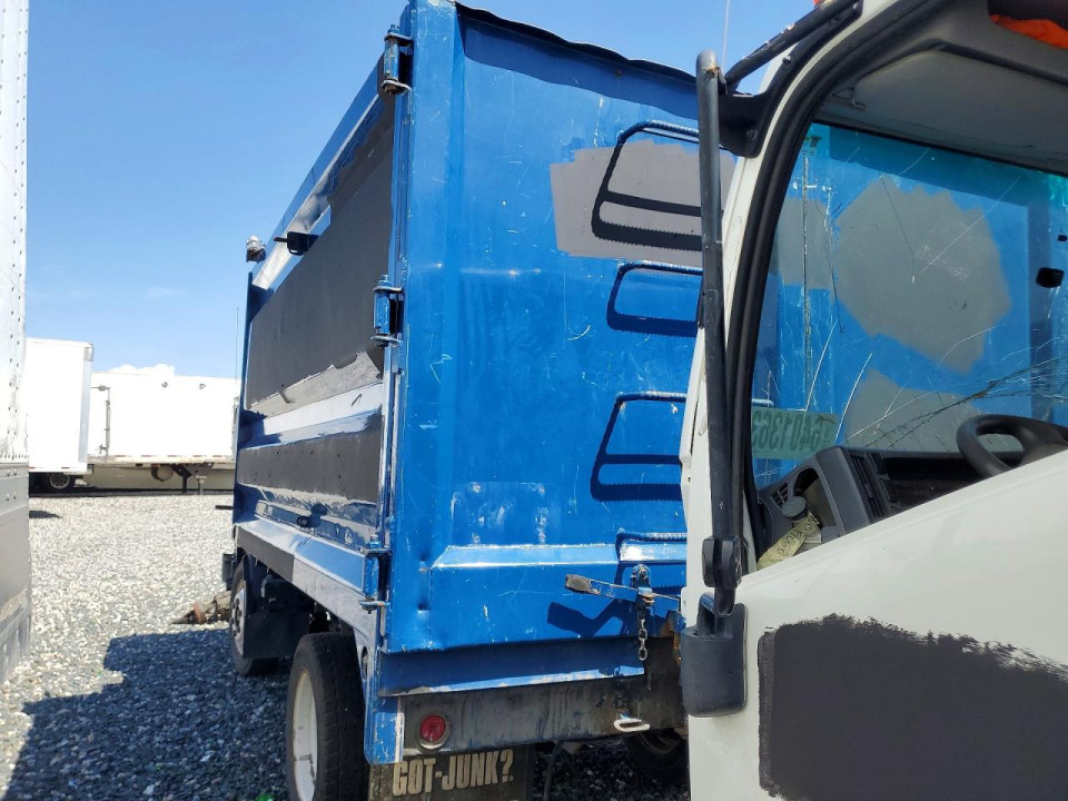 Isuzu NPR HD DUMP TRUCK 2017 — Copart