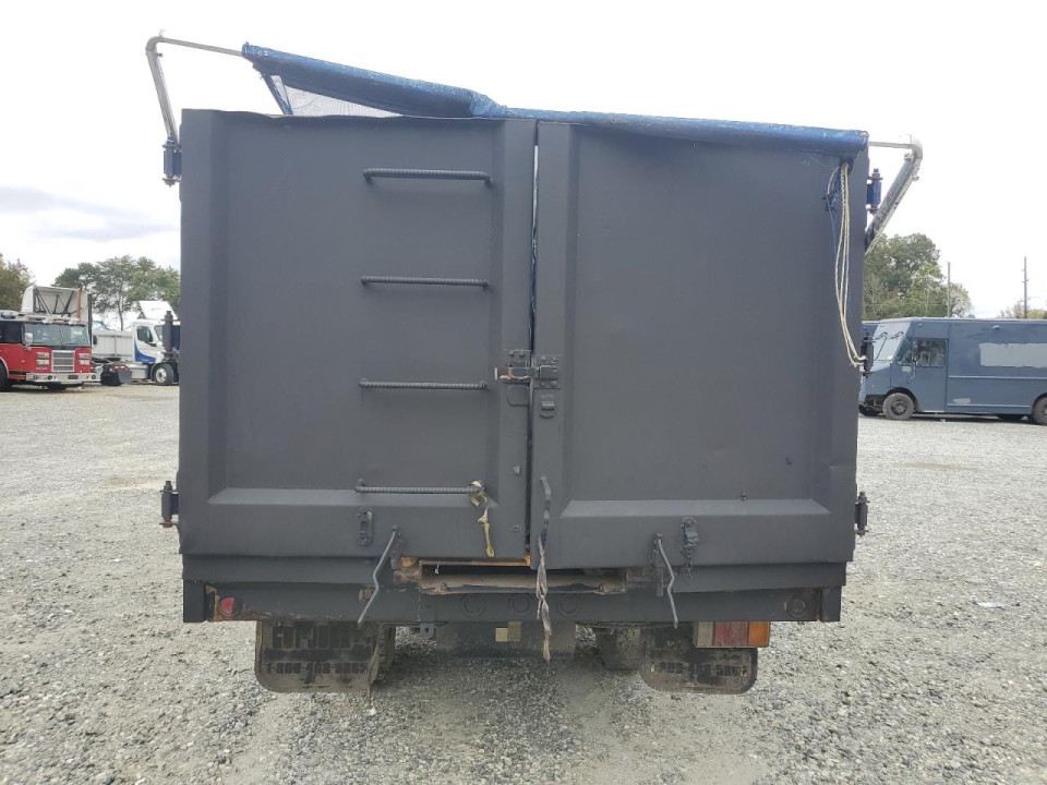 Isuzu NPR HD - TRUCKS 2015 — Copart