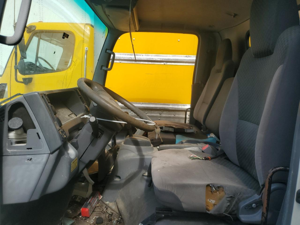 Isuzu NPR HD - TRUCKS 2015 — Copart