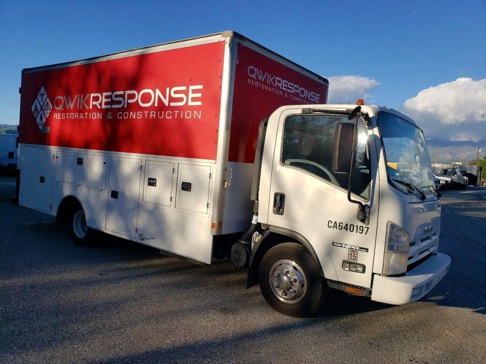 Isuzu NPR HD UTILITY / SERVICE TRUCK 2013 — Copart
