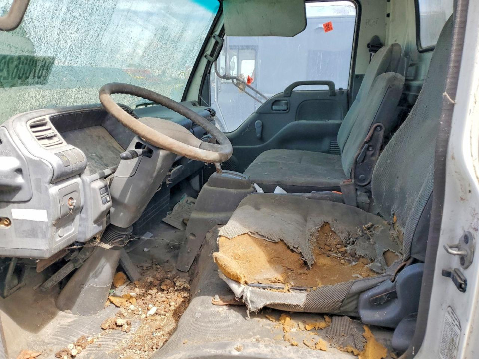 Isuzu NPR-HD 2005 — Copart