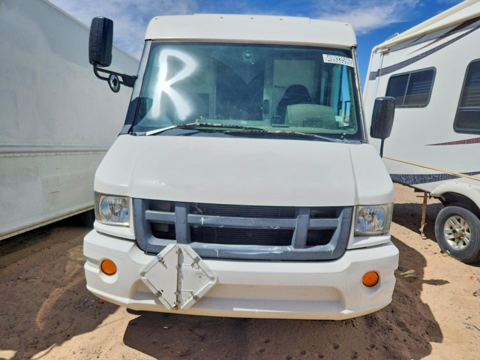 Isuzu NPR STEP VAN 2015 — Copart