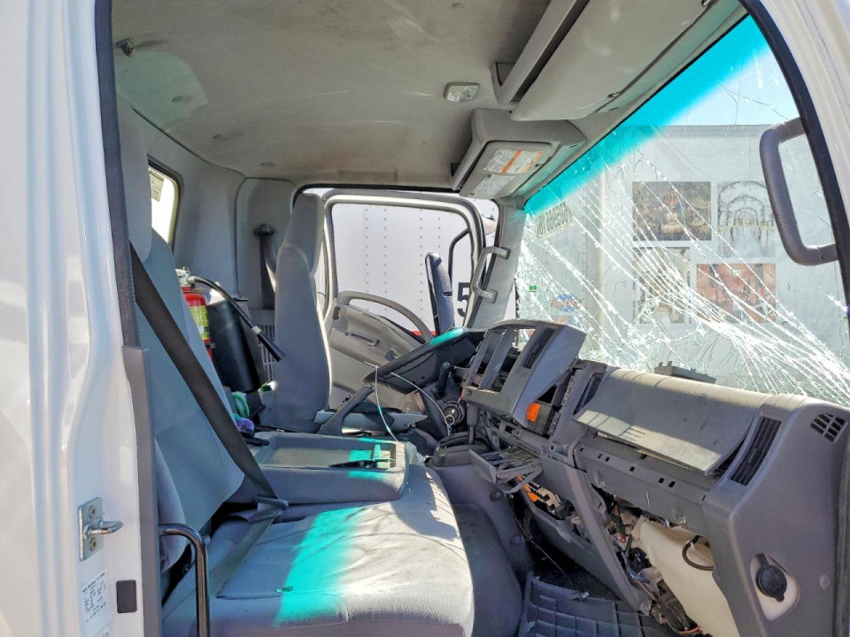 Isuzu NPR XD BOX TRUCK 2020 — Copart
