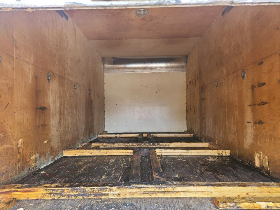 Isuzu NPR XD BOX TRUCK 2018 — Copart