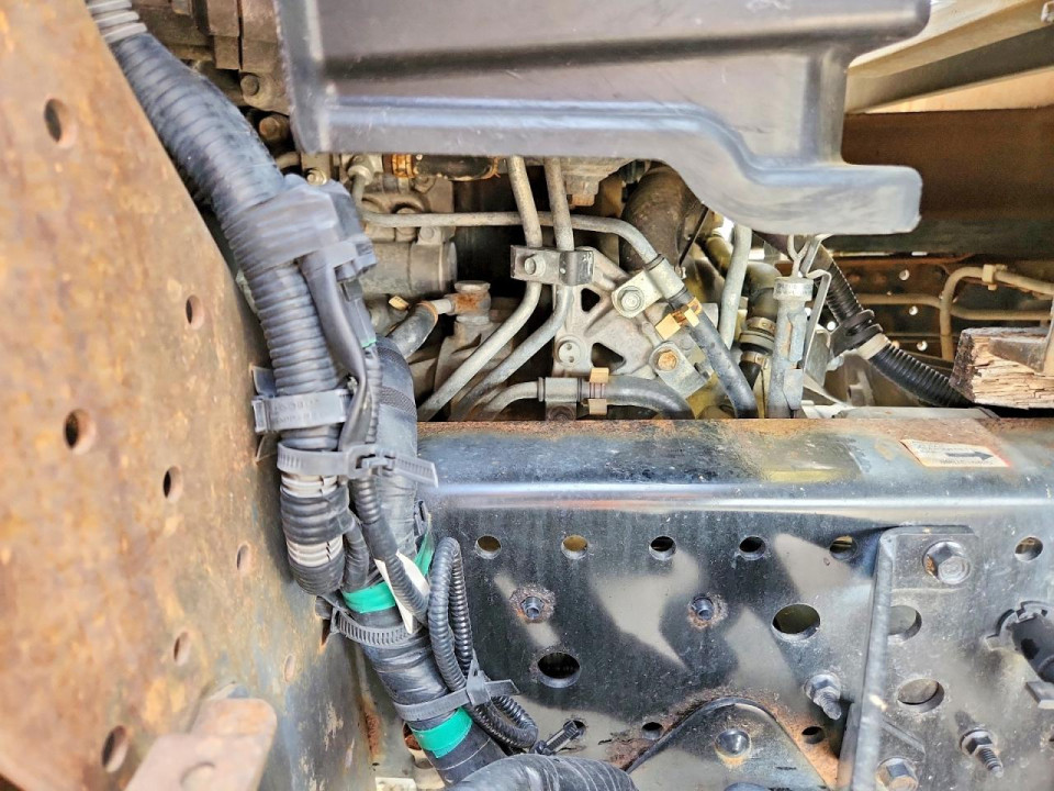 Isuzu NPR XD BOX TRUCK 2019 — Copart