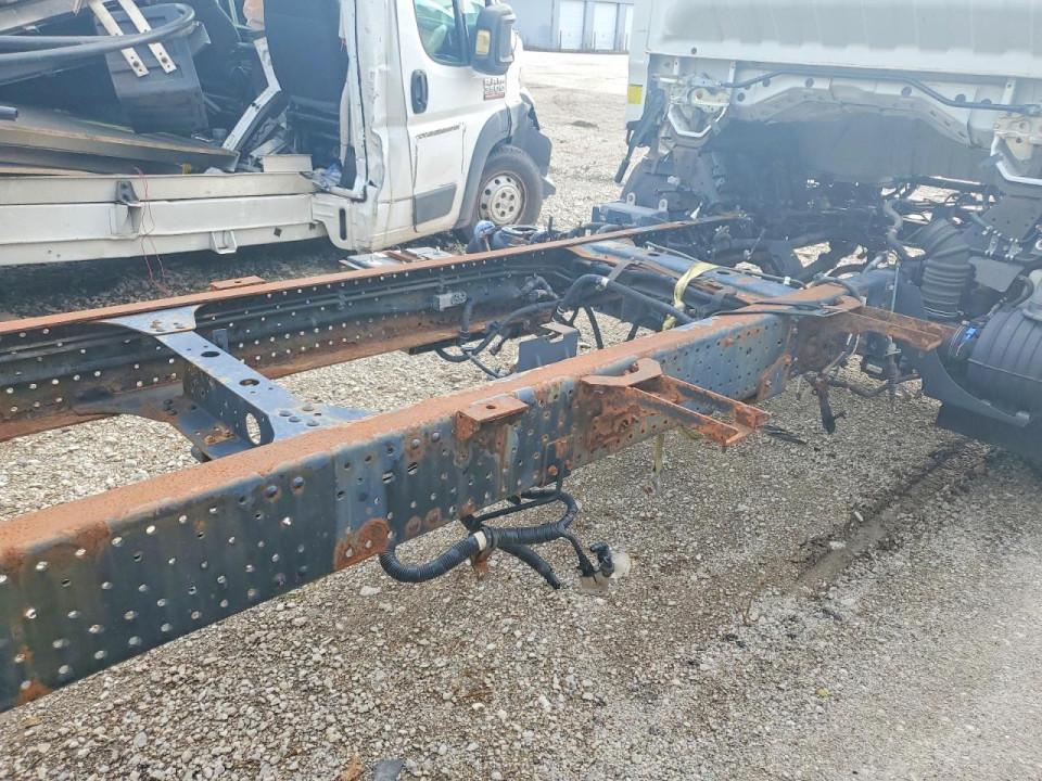 Isuzu NPR XD 2020 — Copart