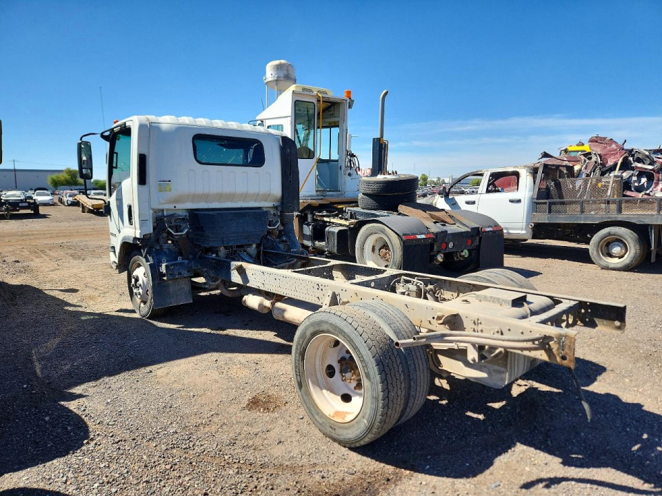 Isuzu NPR 2015 — Copart