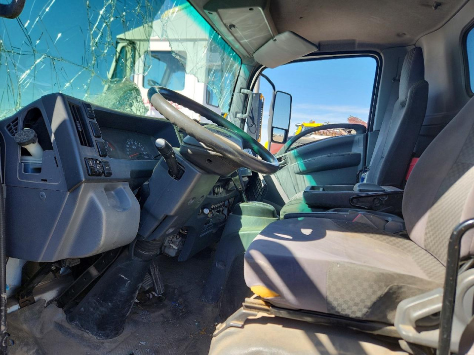 Isuzu NPR 2015 — Copart