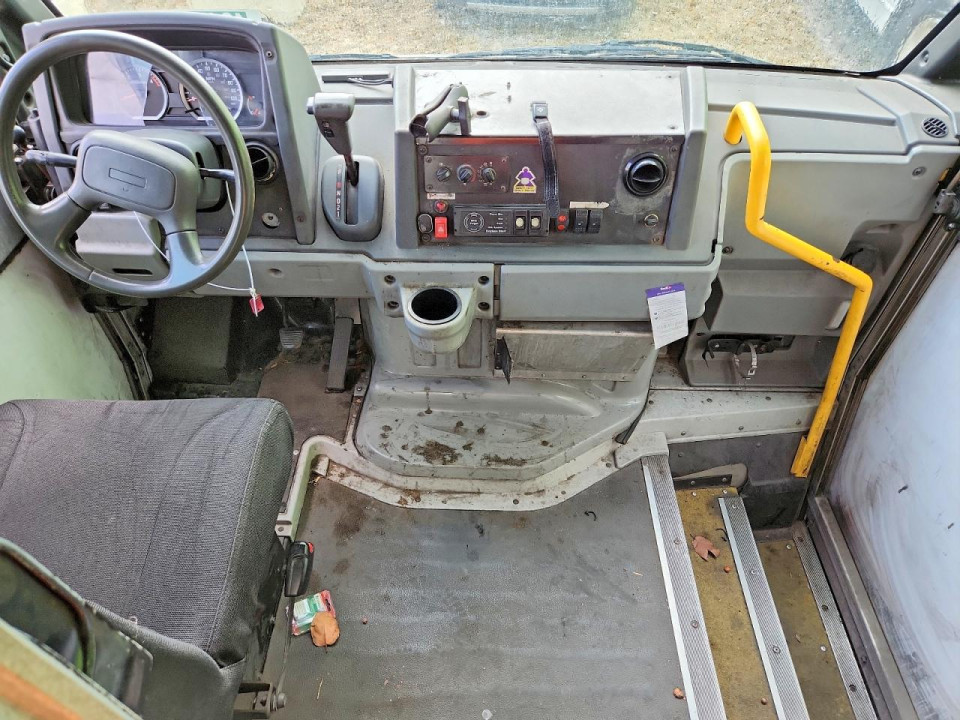 Isuzu NPR 2013 — Copart