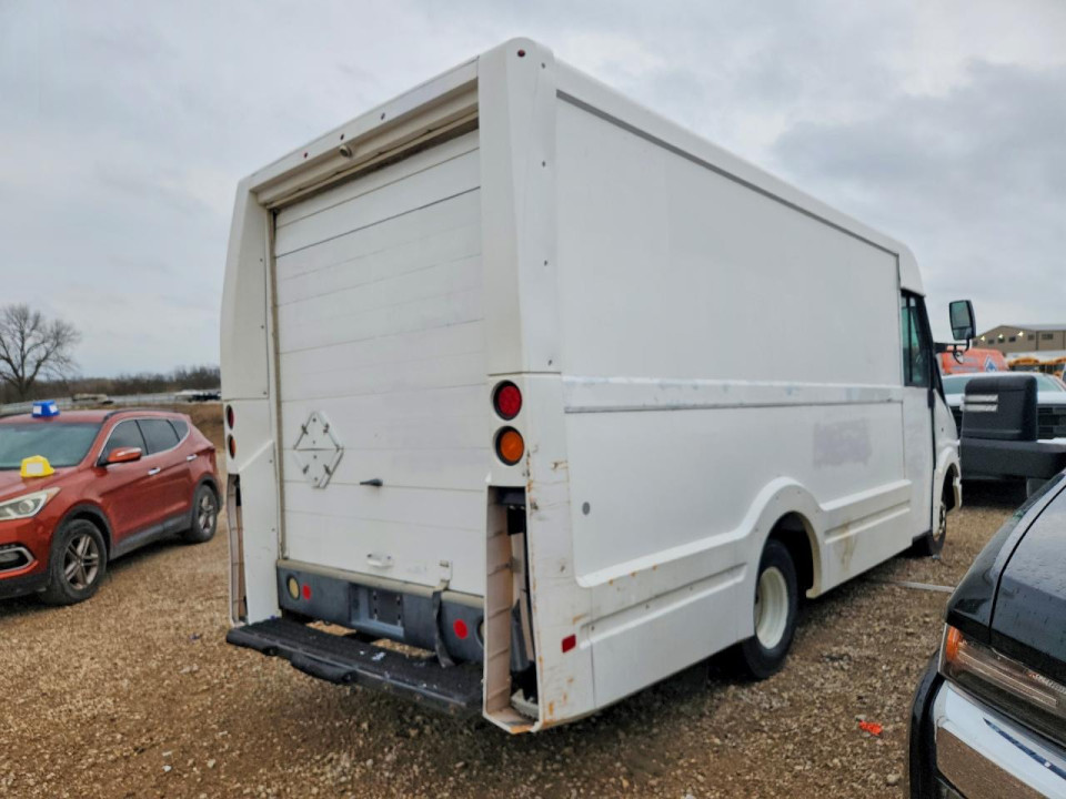 Isuzu NPR 2012 — Copart