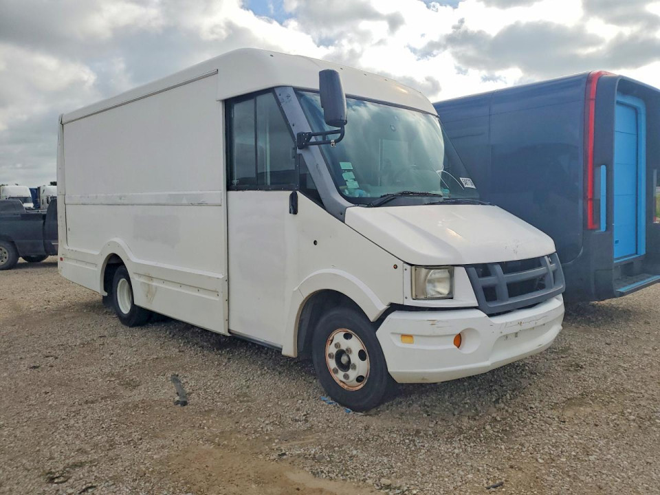 Isuzu NPR 2012 — Copart