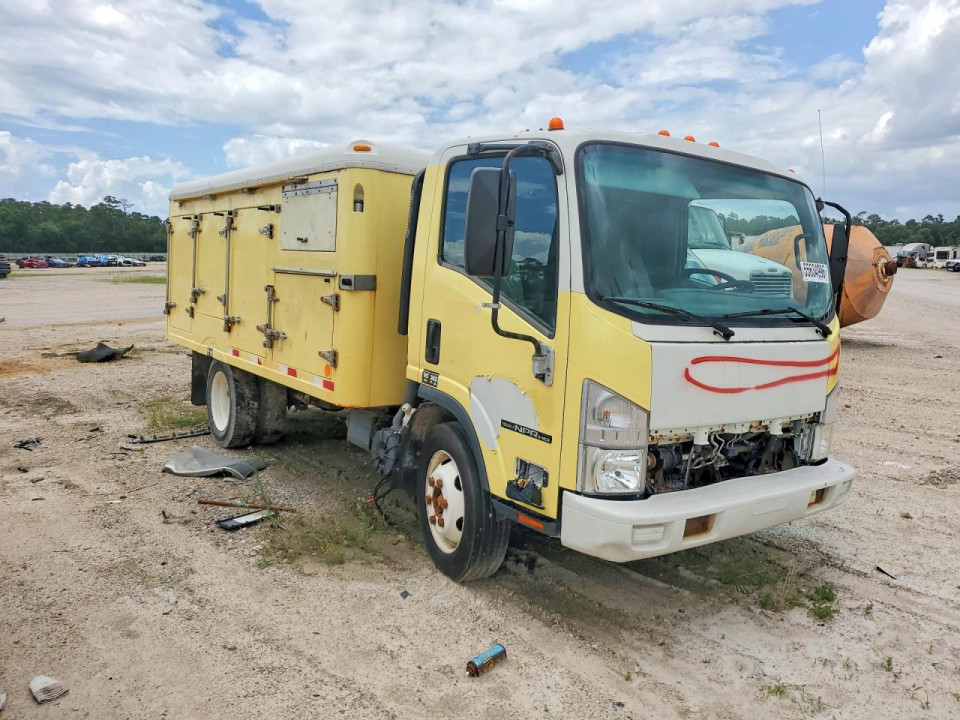 Isuzu NPR 2017 — Copart