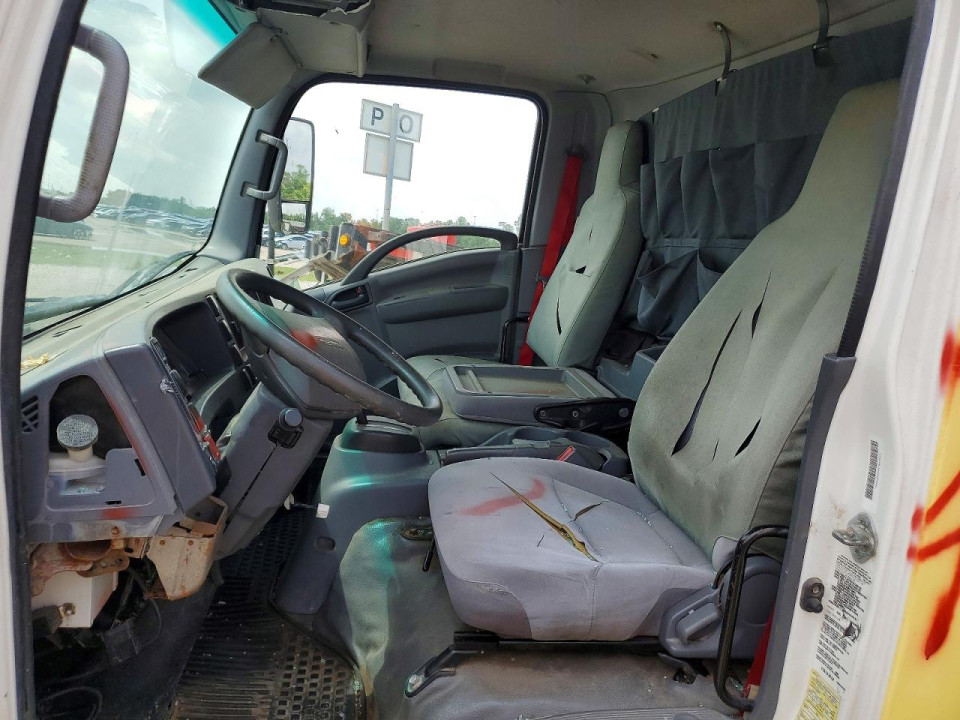 Isuzu NPR 2017 — Copart