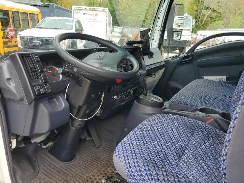 Isuzu NPR 2023 — Copart