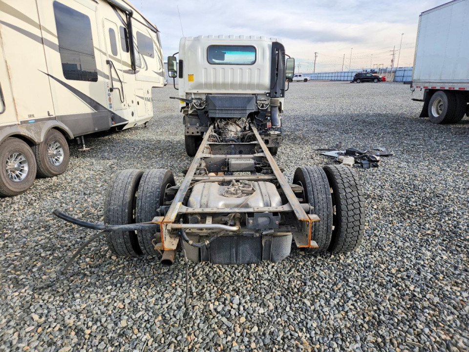 Isuzu NPR 2024 — Copart