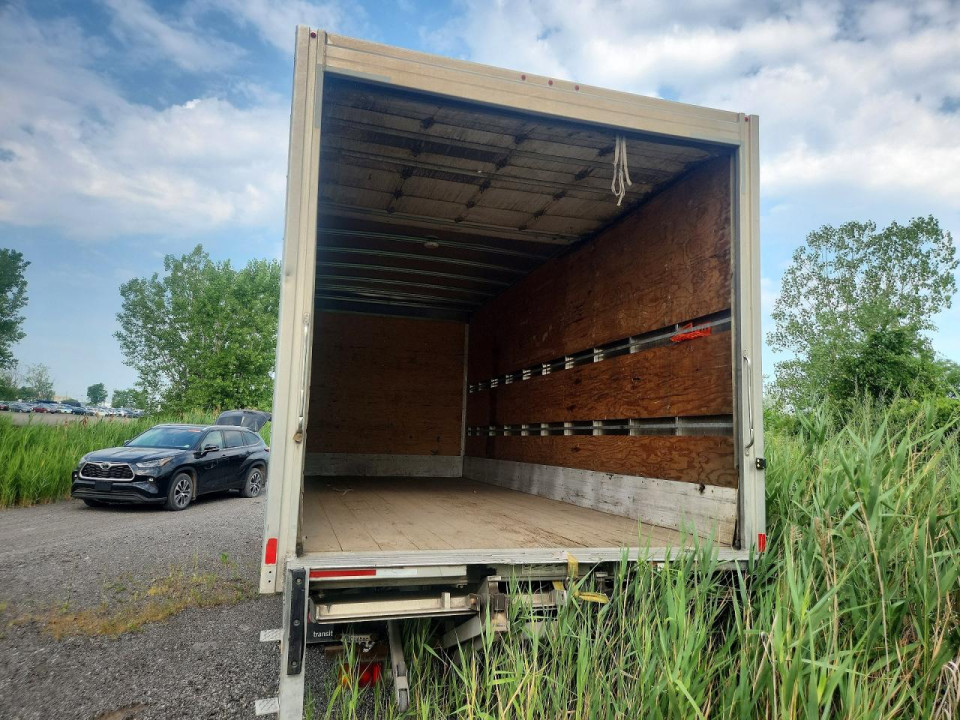 Isuzu NPR 2022 — Copart