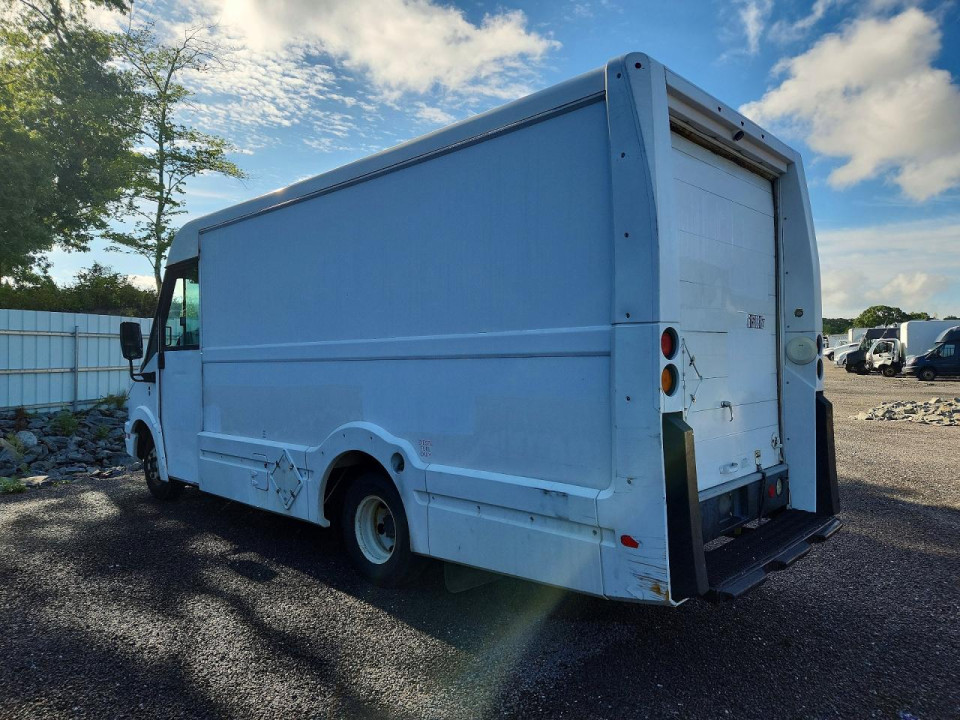 Isuzu NPR 2015 — Copart