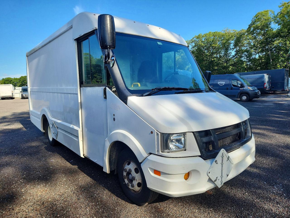 Isuzu NPR 2015 — Copart
