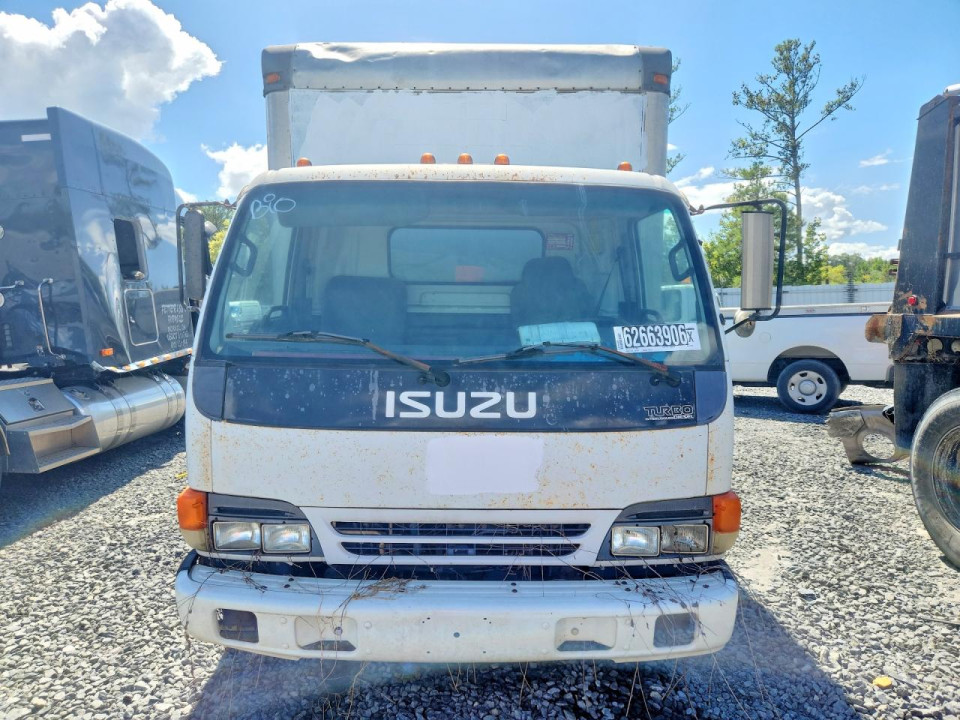Isuzu NPR 2003 — Copart