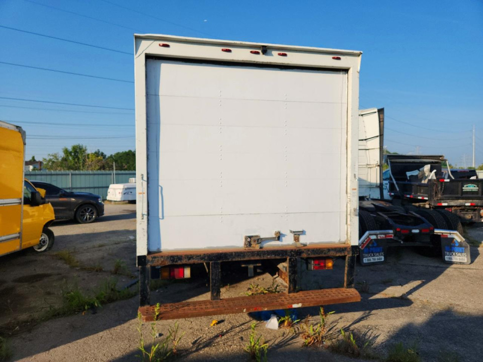 Isuzu NPR 2017 — Copart