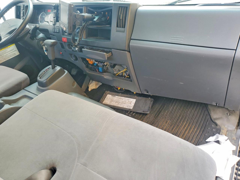 Isuzu NPR 2019 — Copart