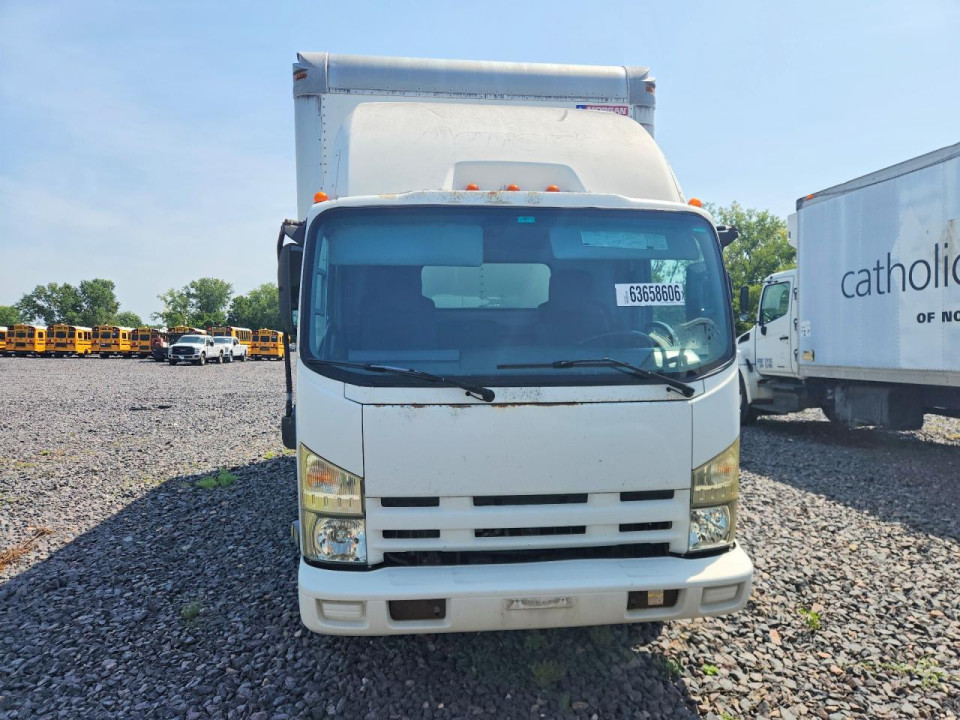 Isuzu NPR 2009 — Copart