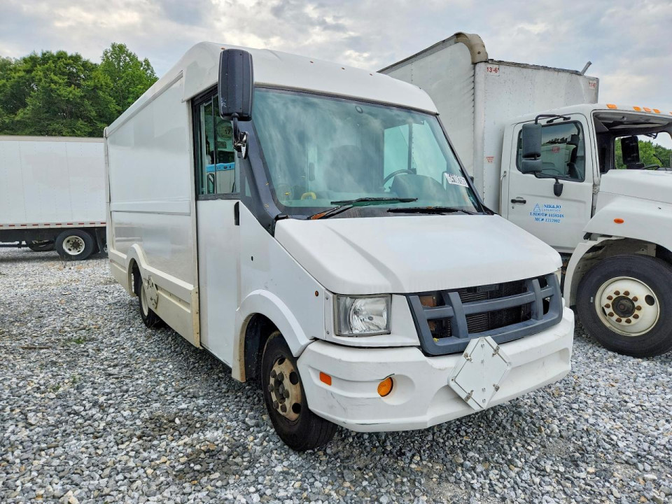 Isuzu NPR 2013 — Copart