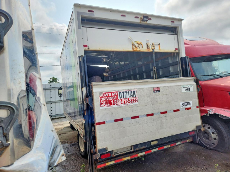 Isuzu NPR 2016 — Copart