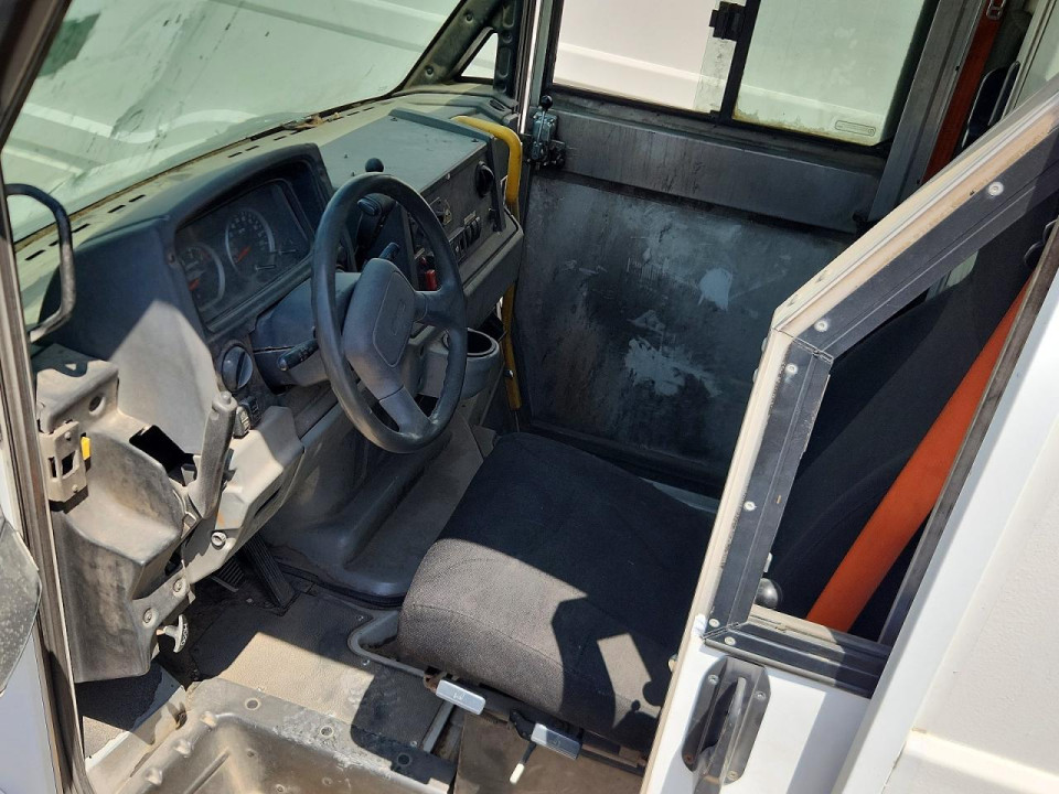 Isuzu NPR 2013 — Copart