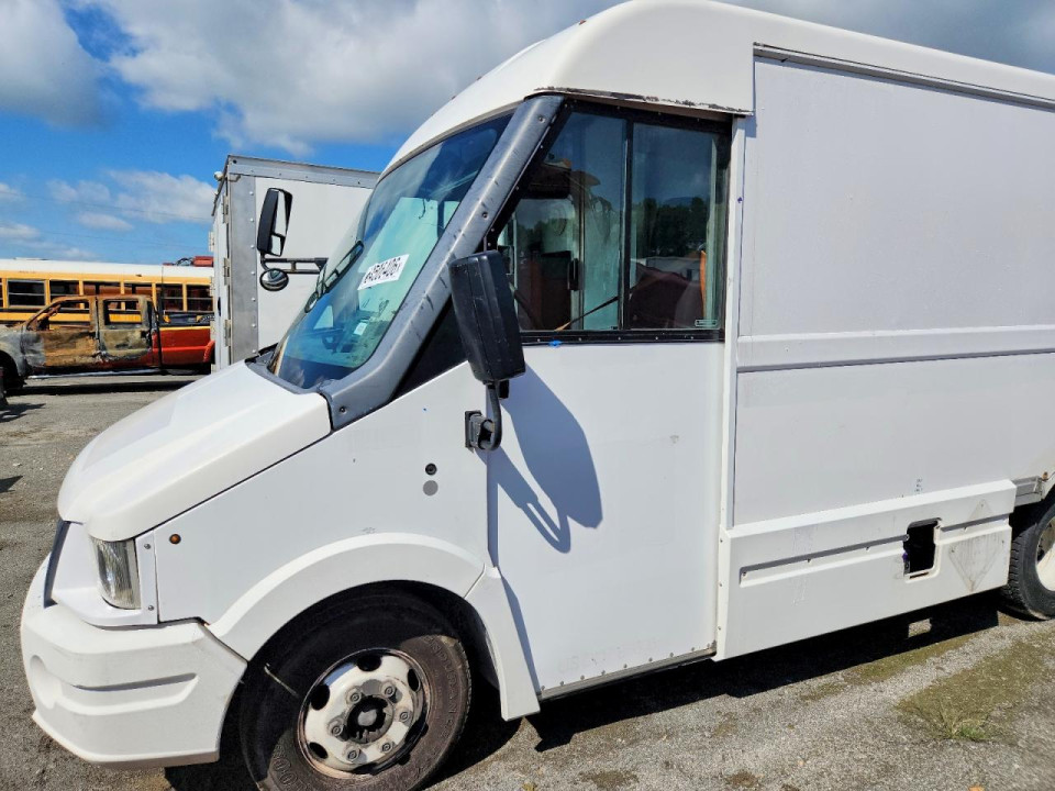 Isuzu NPR 2016 — Copart