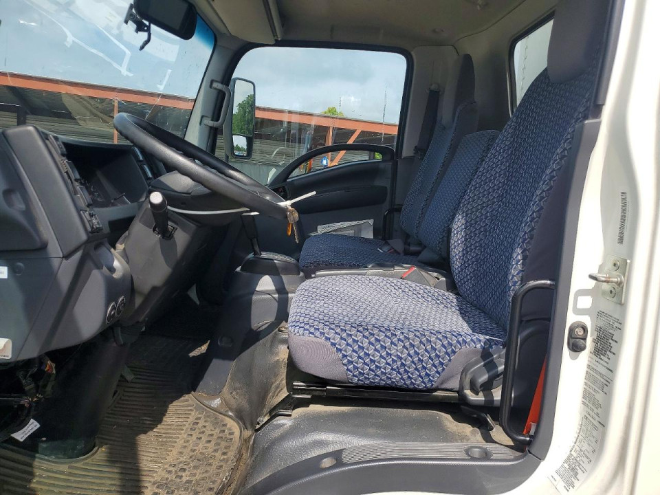 Isuzu NPR 2023 — Copart