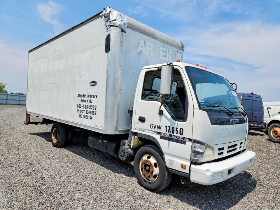 Isuzu NPR 2006 — Copart