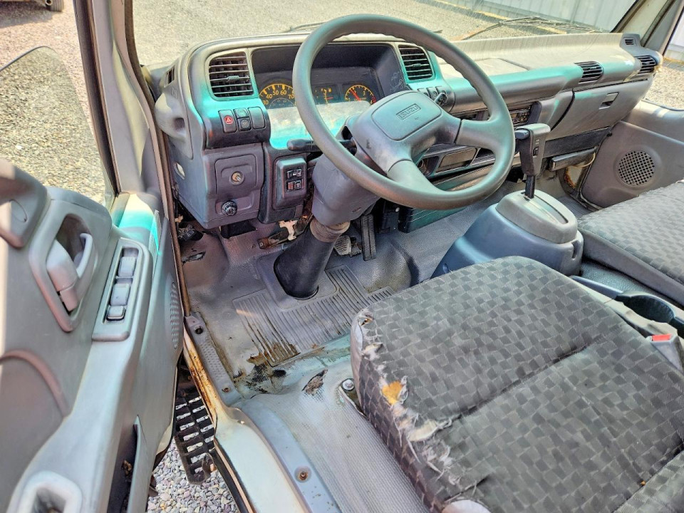 Isuzu NPR 2006 — Copart