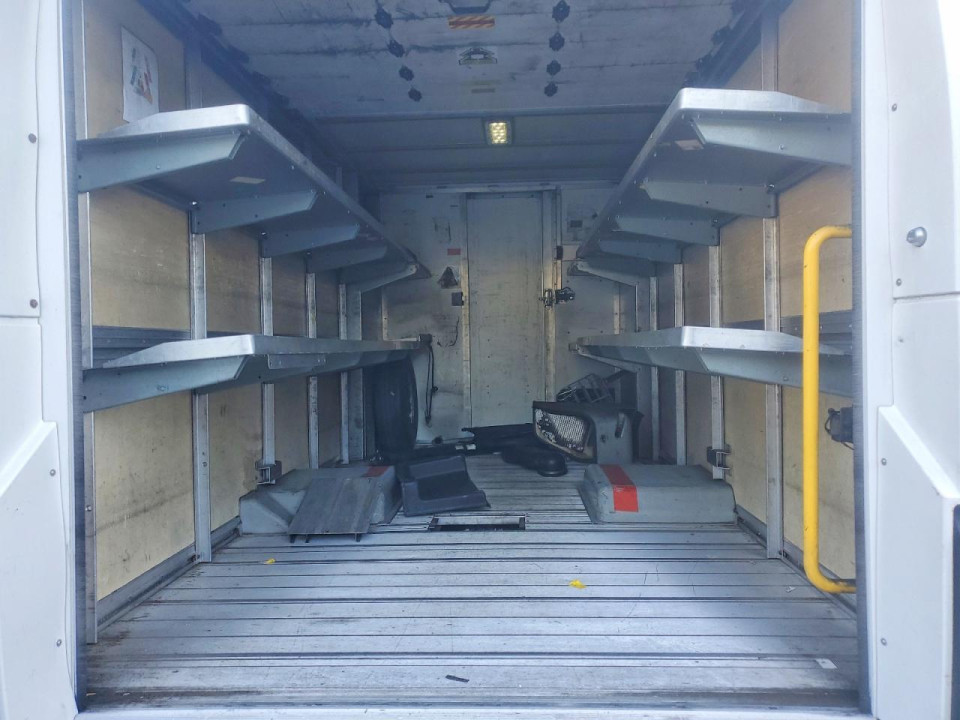 Isuzu NPR 2013 — Copart