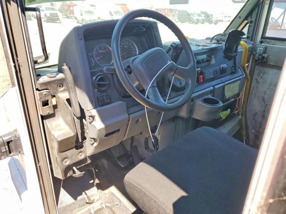 Isuzu NPR 2013 — Copart