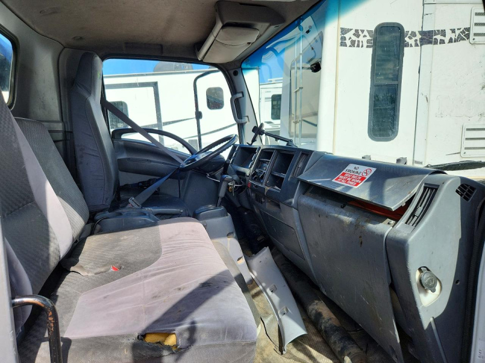 Isuzu NPR 2017 — Copart