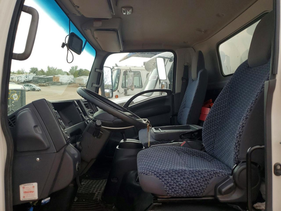 Isuzu NPR 2024 — Copart