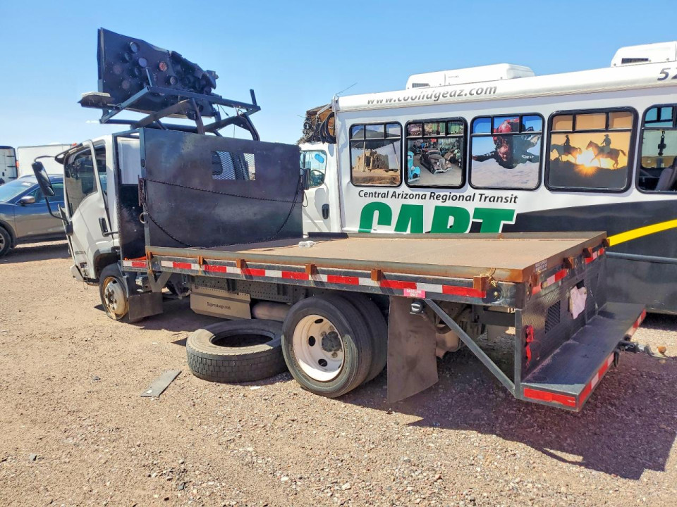 Isuzu NPR 2024 — Copart