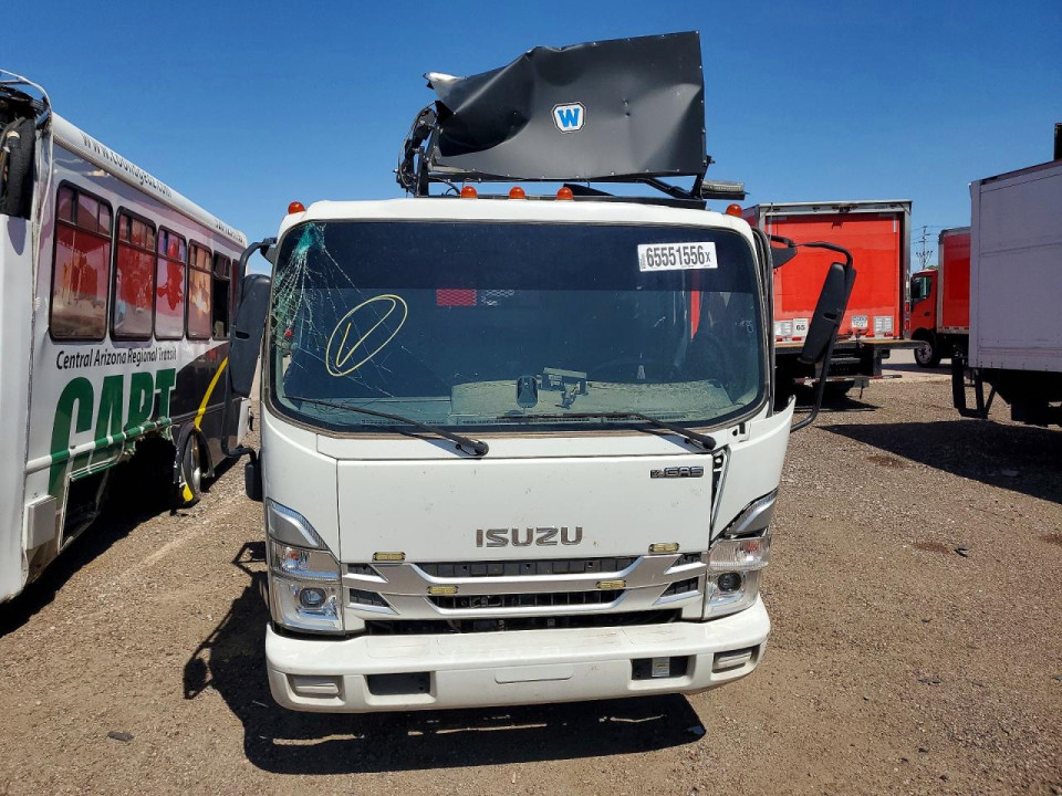 Isuzu NPR 2024 — Copart