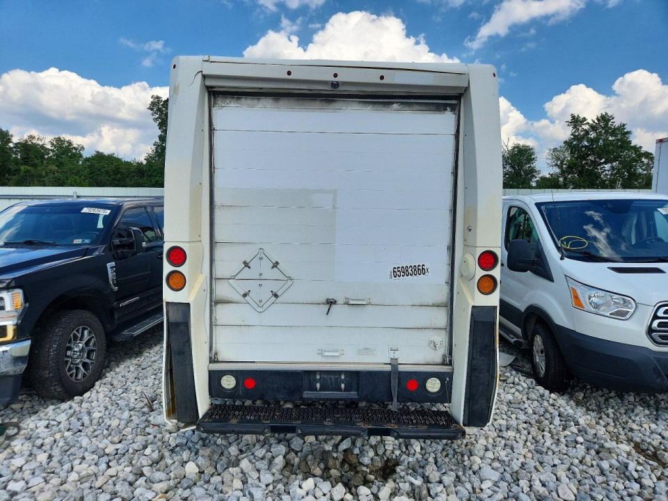 Isuzu NPR 2018 — Copart