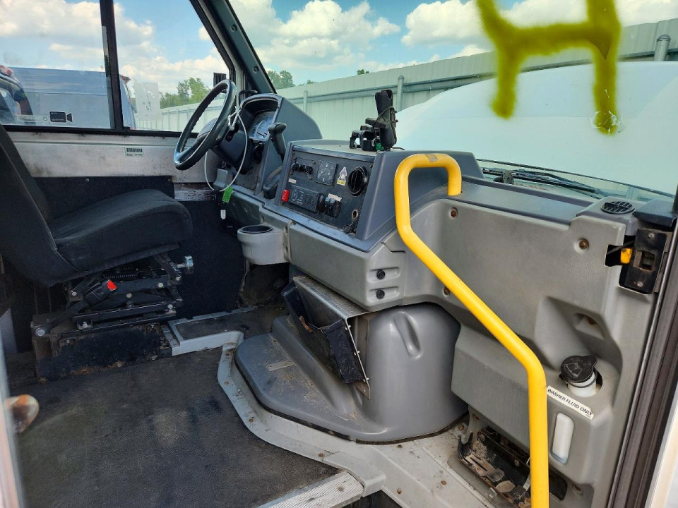 Isuzu NPR 2018 — Copart