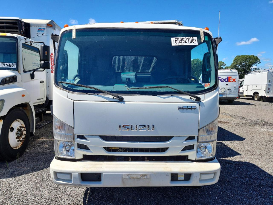Isuzu NPR 2018 — Copart