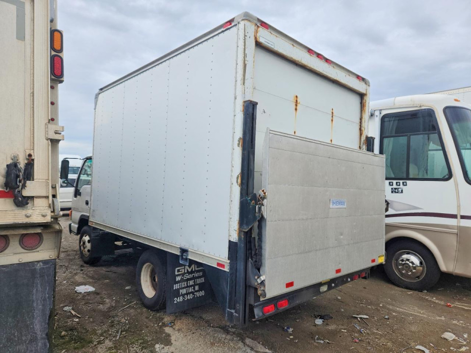 Isuzu NPR 2004 — Copart