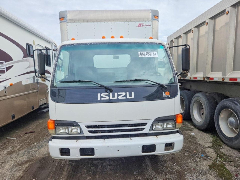 Isuzu NPR 2004 — Copart
