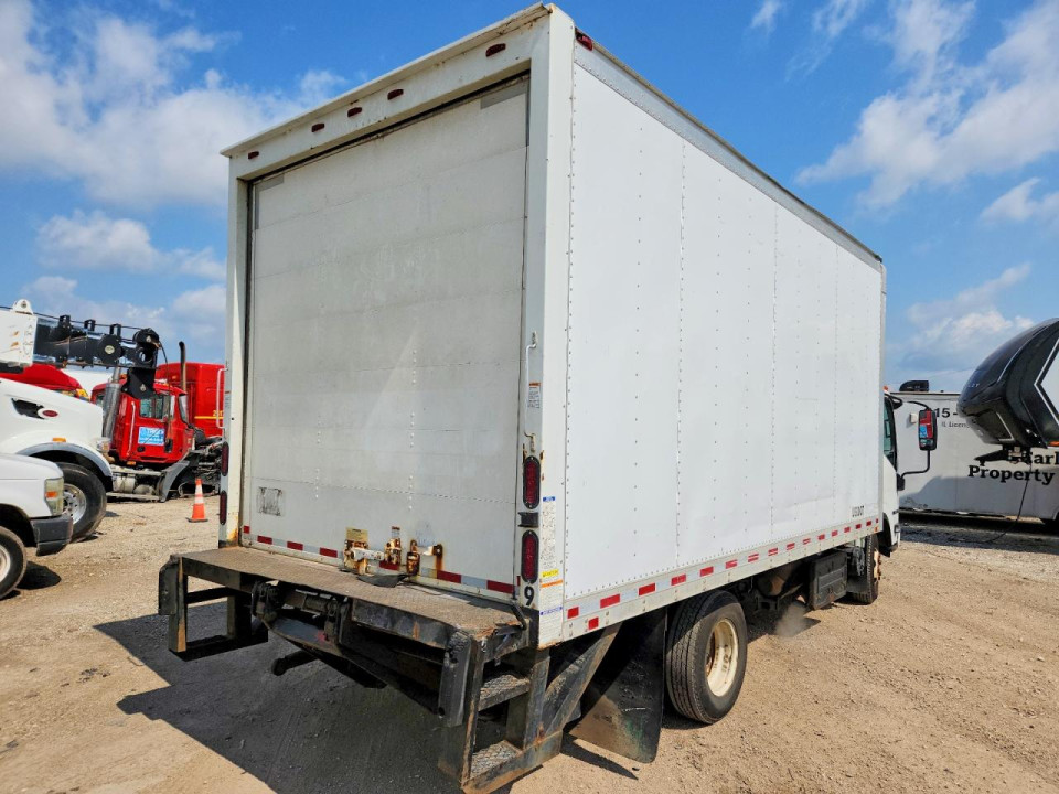 Isuzu NPR 2018 — Copart