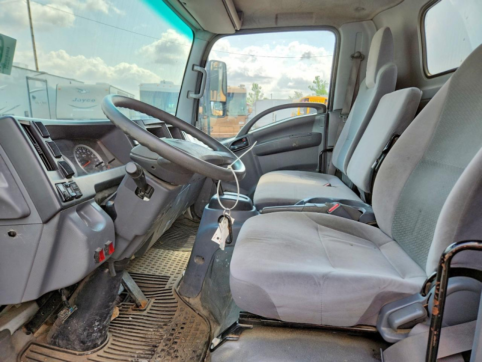 Isuzu NPR 2018 — Copart