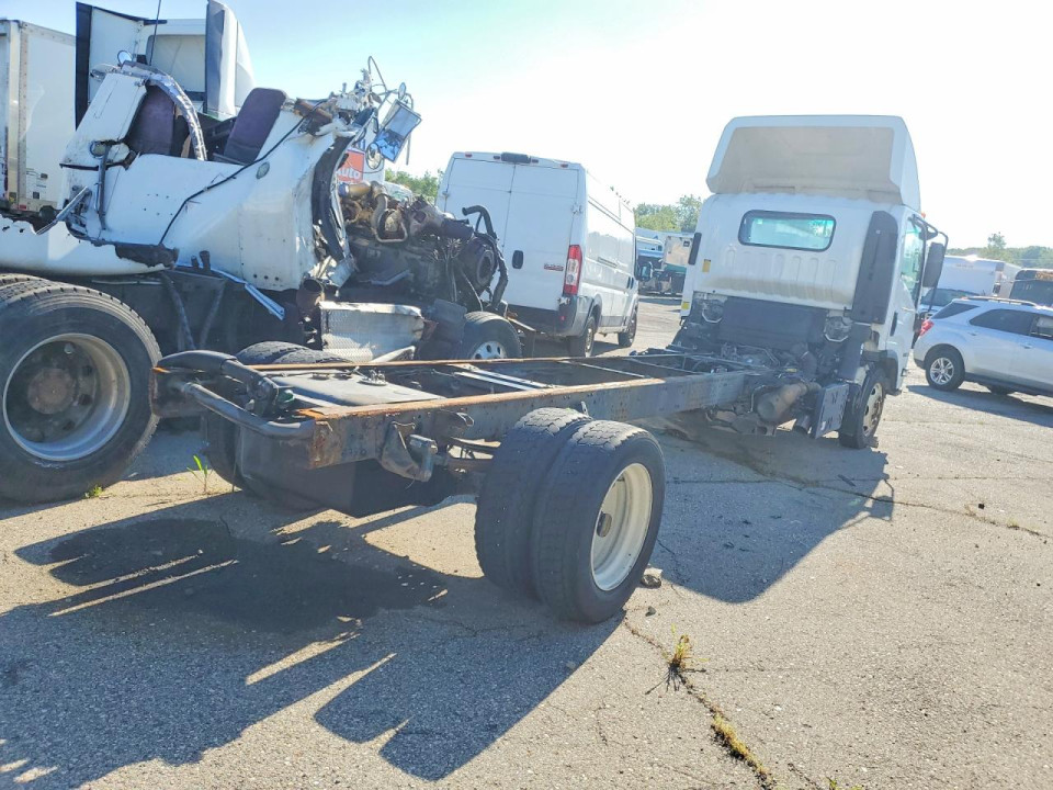 Isuzu NPR 2019 — Copart