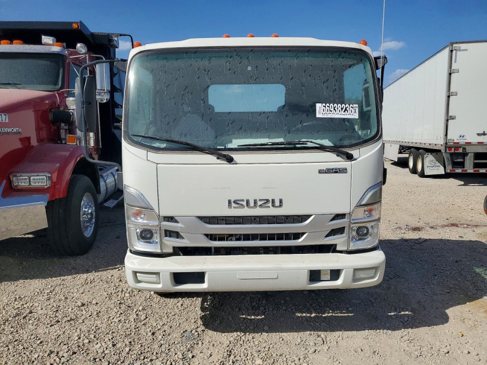 Isuzu NPR 2024 — Copart